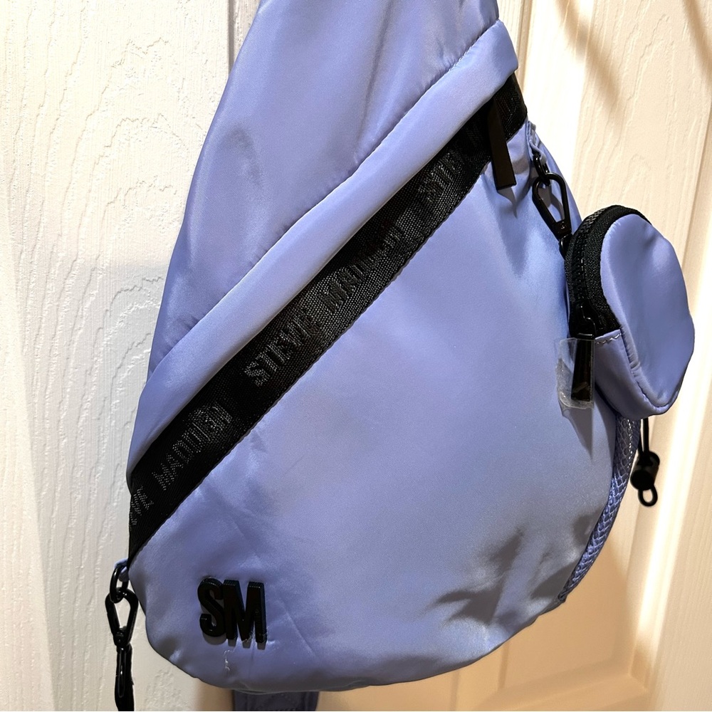 New Never Used Steve Madden Periwinkle Sling Bag for Men or Women. - Picture 4 of 12